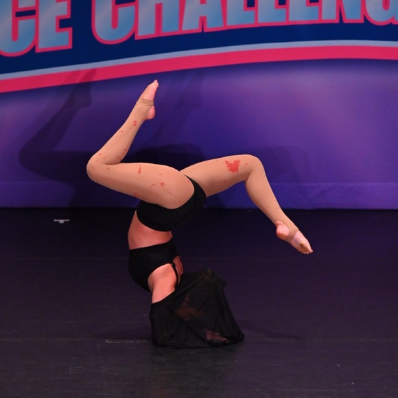 Meet your Posher, Marina - Picture 2 of 2